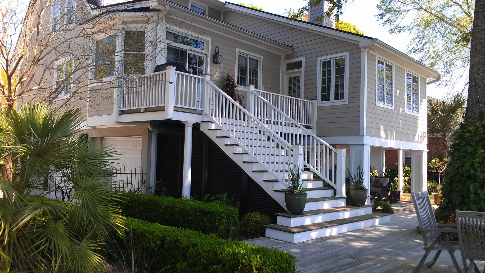 How to Make the Transition From an Elevated Porch to the Yard Kalman